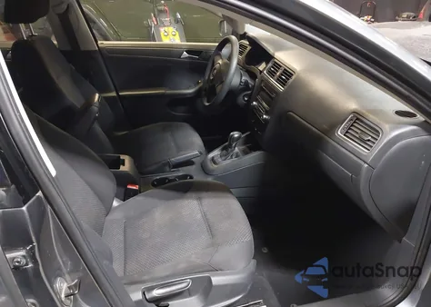 2014 Volkswagen Jetta 2.0L S z USA, uszkodzony, nr VIN 3VW2K7AJ3EM324807